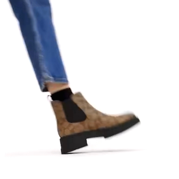 Coach Reid Signature Boot (9½) - Picture 6 of 6